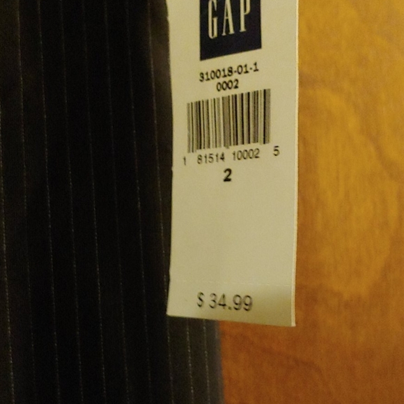 Capris - Picture 4 of 6